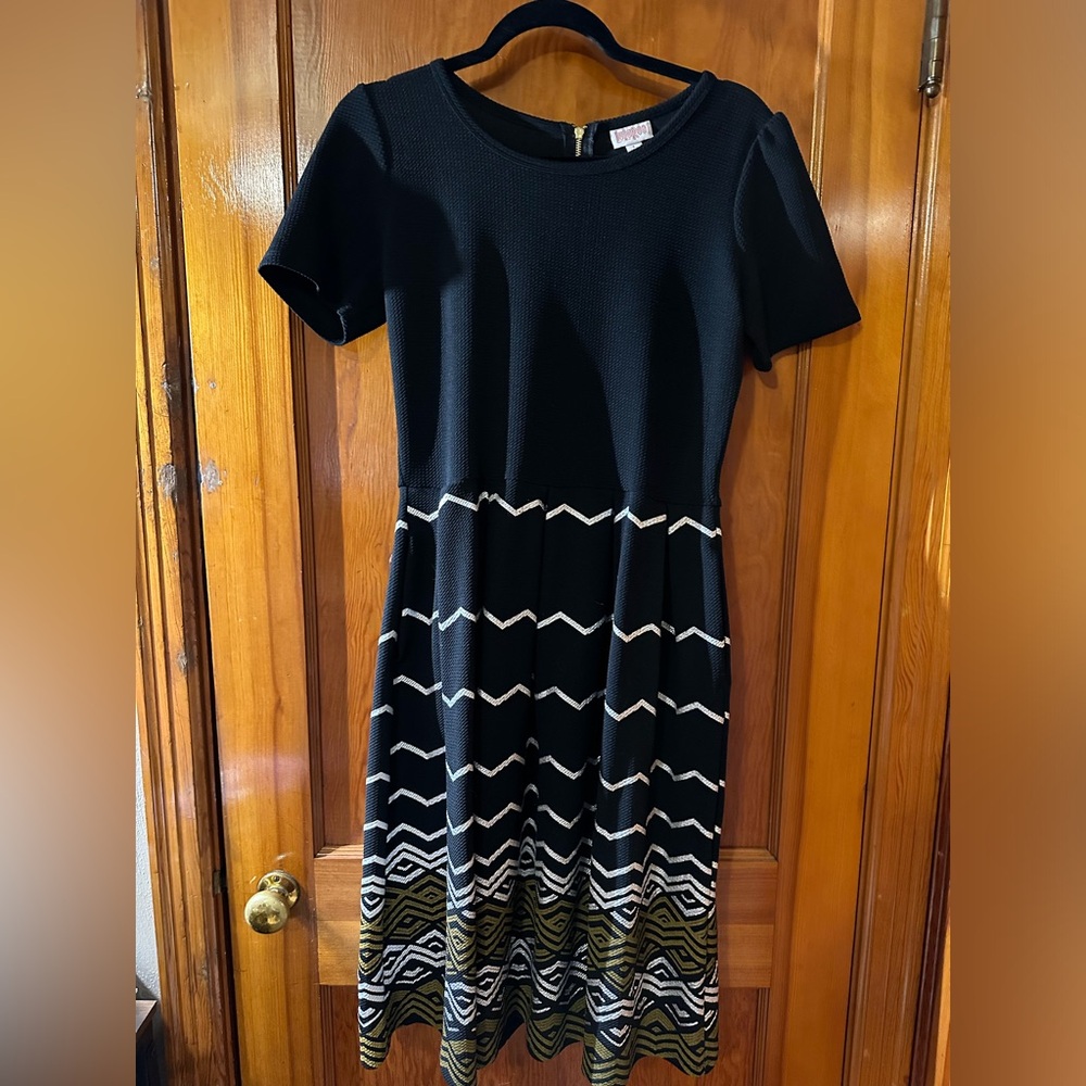 LuLaRoe Large Amelia Dress